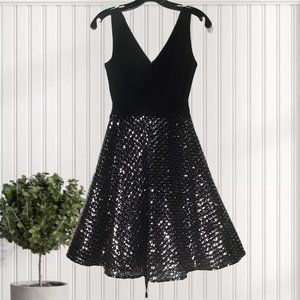 XS | Le Château | Glamorous V-Neck Sequin Flare Dress
